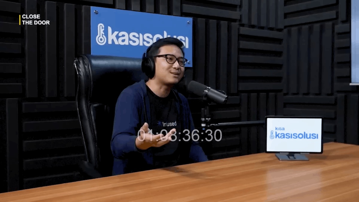 Argi Tendo in a Kasisolusi artificial intelligence session